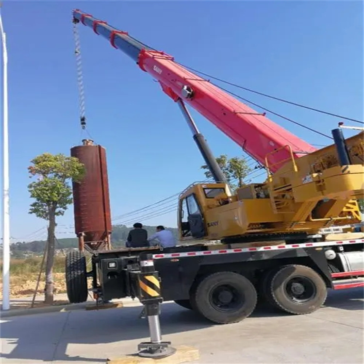 黄石专业吊车租赁多少钱