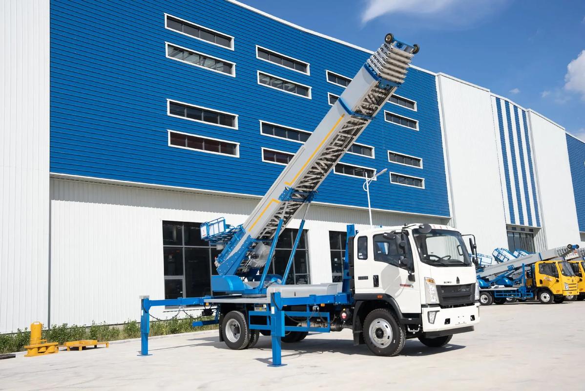 黄石小型云梯车上料车租赁多少钱