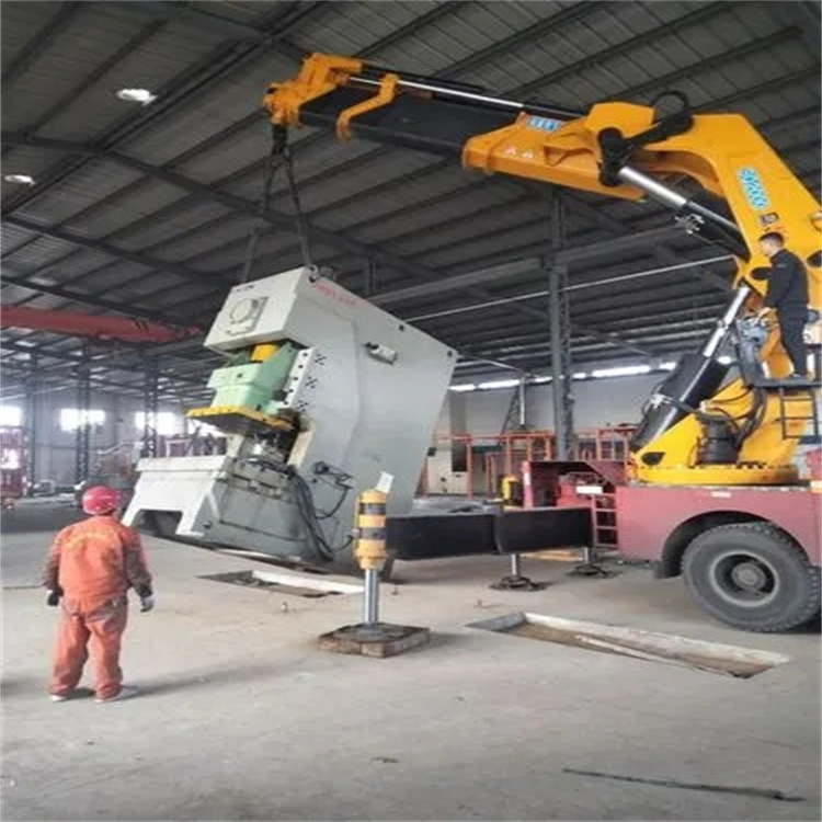 黄石80吨折臂吊车出租附近电话